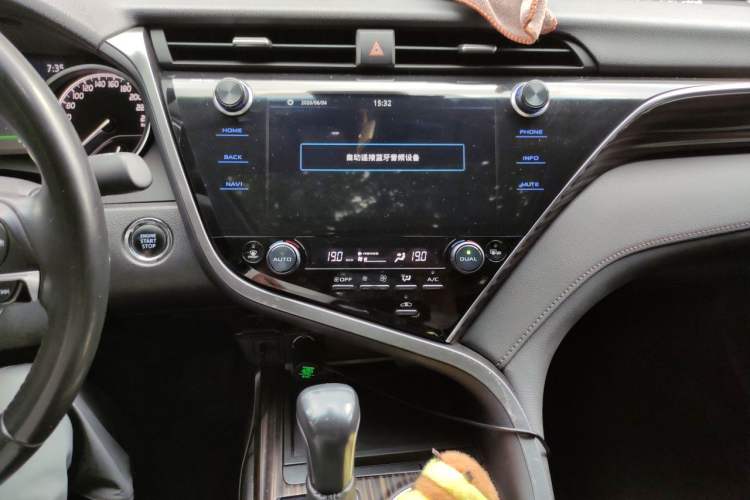 Used Toyota Camry 2019 2.5G Luxury Edition China V Standard Audio And AC Panel
