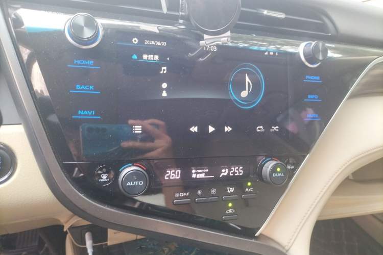 Used Toyota Camry 2019 2.5G Luxury Edition China VI Standard Audio And AC Panel
