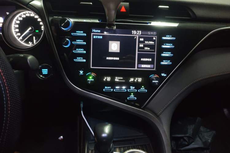 Used Toyota Camry 2019 2.5G Luxury Edition China VI Standard Audio And AC Panel