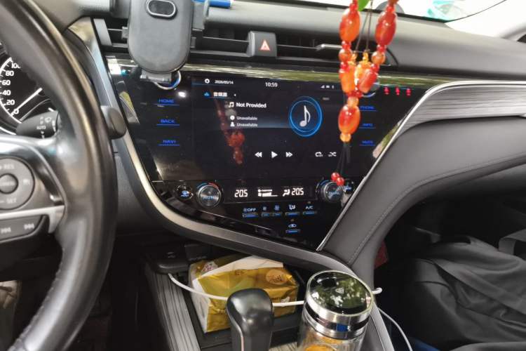 Used Toyota Camry 2019 Dual-Engine 2.5 HG Luxury Edition China V Standard Audio And AC Panel