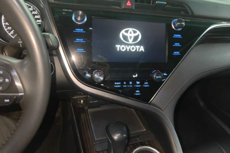 Used Toyota Camry 2019 Revised Version 2.5G Luxury Edition Audio And AC Panel