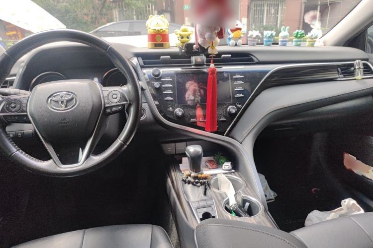 Used Toyota Camry 2019 2.5G Luxury Edition China V Standard Center Console