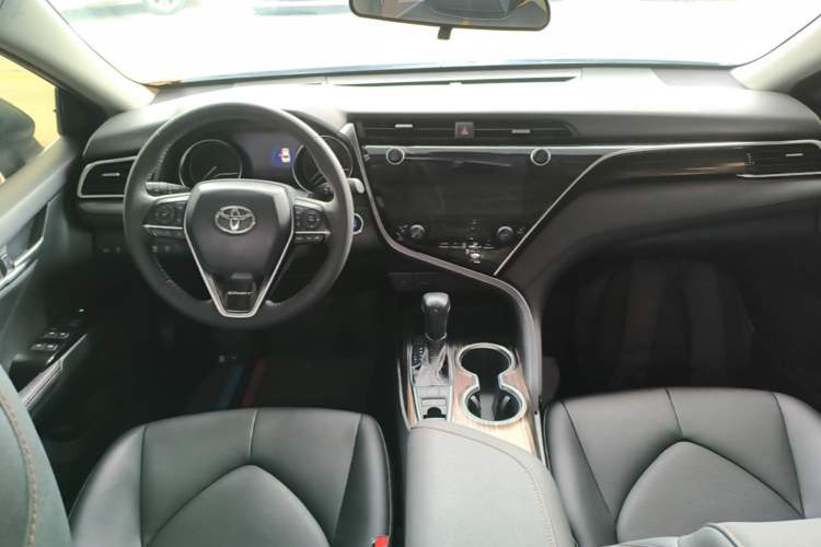 Used Toyota Camry 2019 Revised Version 2.5G Luxury Edition Center Console