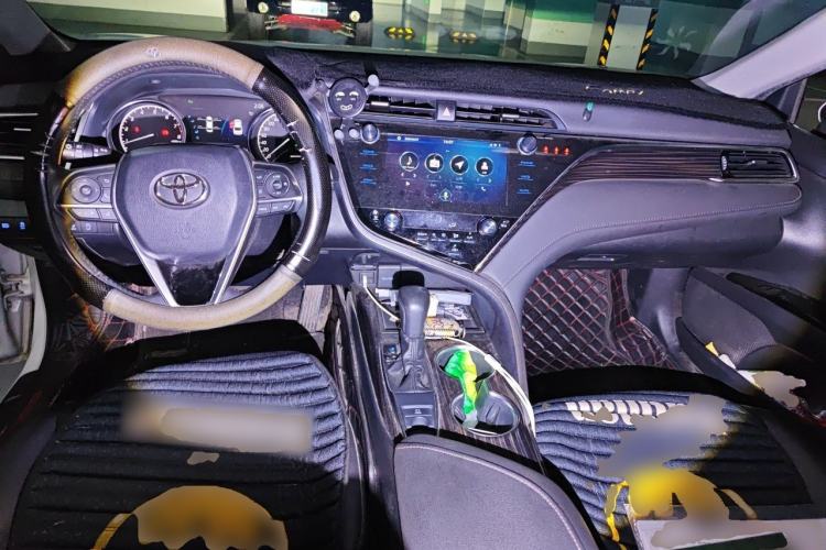 Used Toyota Camry 2019 2.0G Luxury Edition China V Standard Center Console