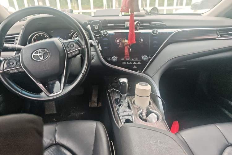 Used Toyota Camry 2019 2.5G Luxury Edition China V Standard Center Console