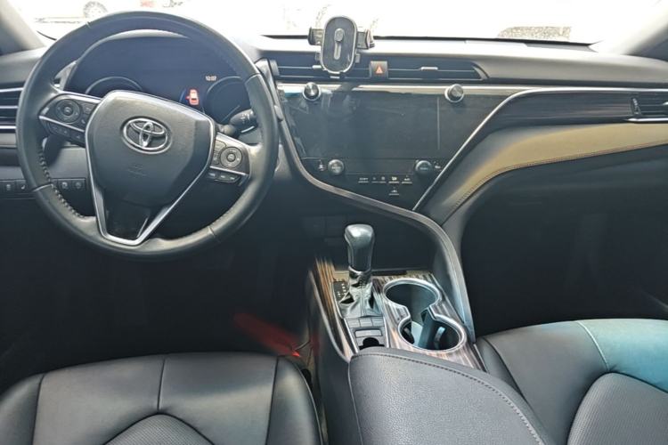 Used Toyota Camry 2019 2.5G Luxury Edition China V Standard Center Console