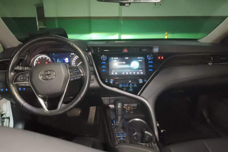 Used Toyota Camry 2019 Revised Version 2.5G Luxury Edition Center Console