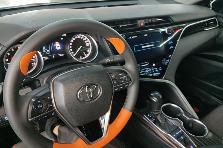 Used Toyota Camry 2019 Revised Version 2.5G Luxury Edition Center Console