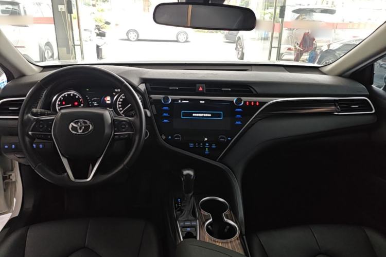 Used Toyota Camry 2019 Revised Version 2.5G Luxury Edition Center Console