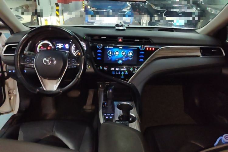 Used Toyota Camry 2019 Dual-Engine 2.5 HG Luxury Edition China V Standard Center Console