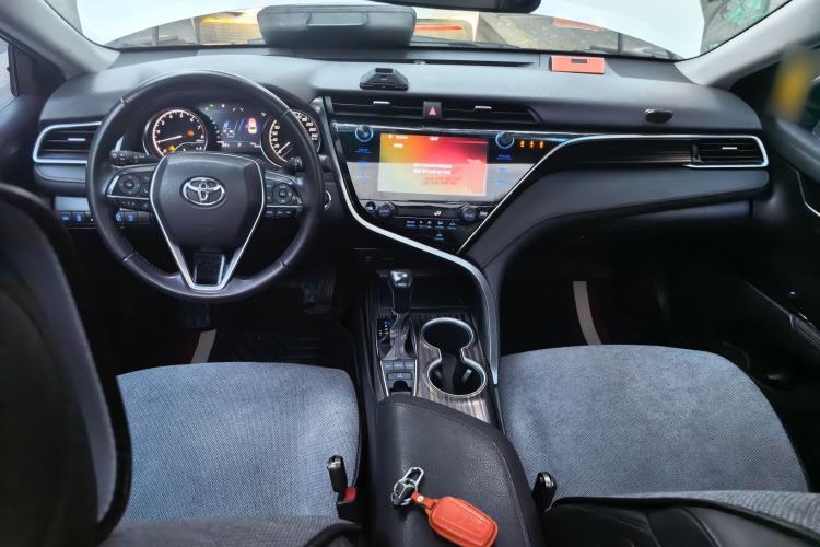 Used Toyota Camry 2019 2.5G Luxury Edition China V Standard Center Console