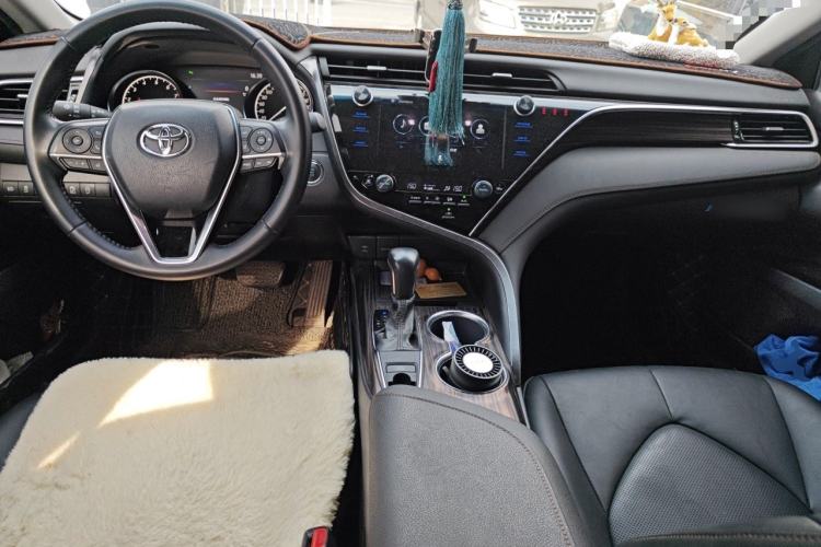 Used Toyota Camry 2019 2.0G Luxury Edition China V Standard Center Console