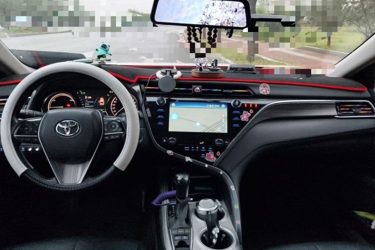 Used Toyota Camry 2019 Revised Version Dual-Engine 2.5 HG Luxury Edition Center Console