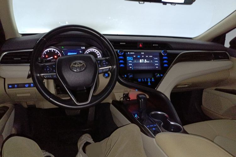 Used Toyota Camry 2019 Revised Version 2.5G Luxury Edition Center Console