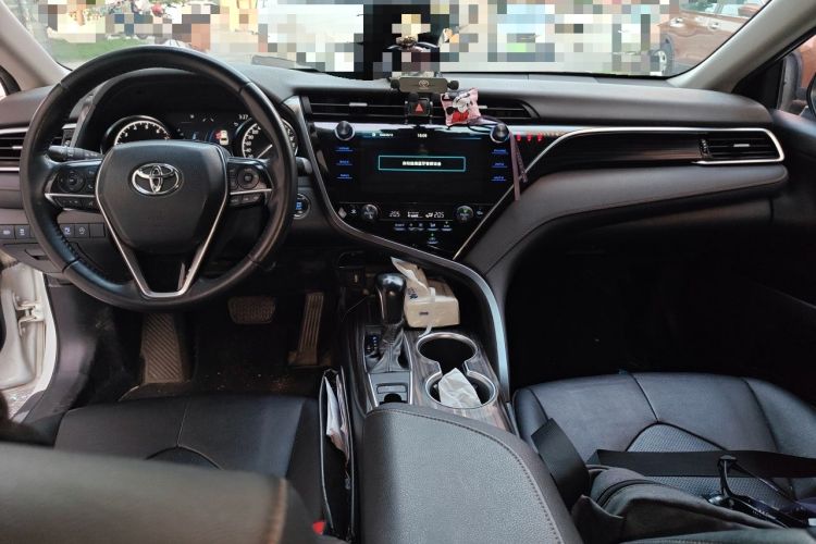 Used Toyota Camry 2019 Revised Version 2.0G Luxury Edition Center Console