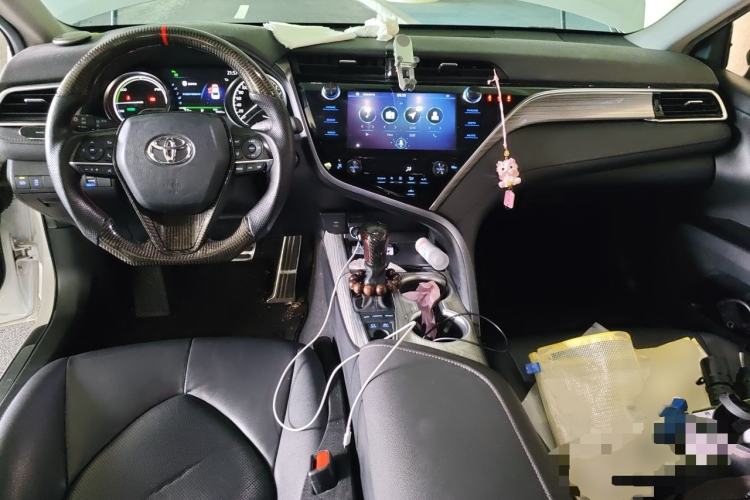 Used Toyota Camry 2019 Dual-Engine 2.5 HG Luxury Edition China VI Standard Center Console
