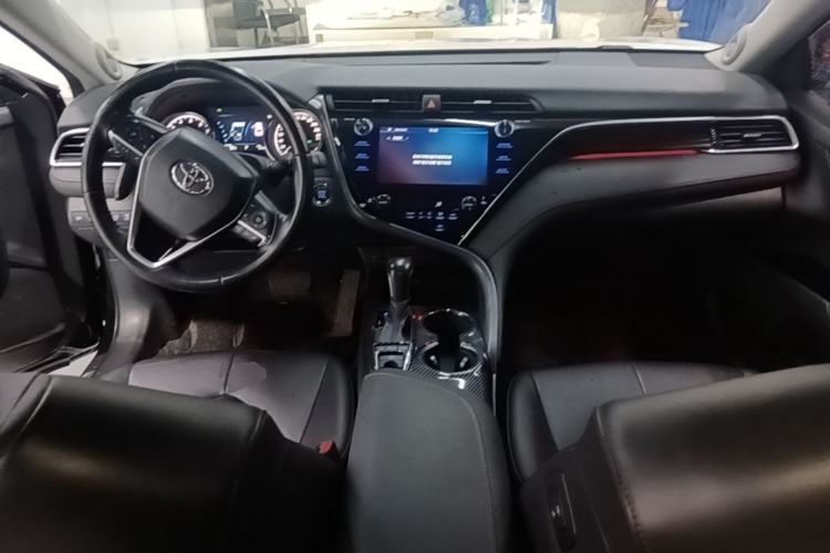 Used Toyota Camry 2019 2.5G Luxury Edition China V Standard Center Console