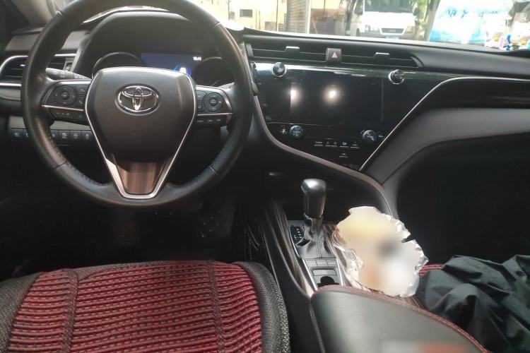 Used Toyota Camry 2019 2.5G Luxury Edition China VI Standard Center Console