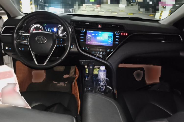Used Toyota Camry 2019 Revised Version 2.0G Luxury Edition Center Console