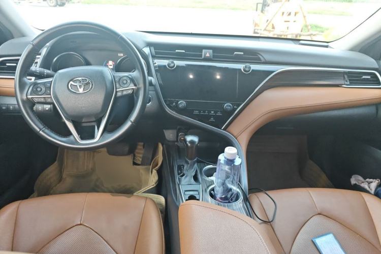 Used Toyota Camry 2019 Revised Version 2.0G Luxury Edition Center Console