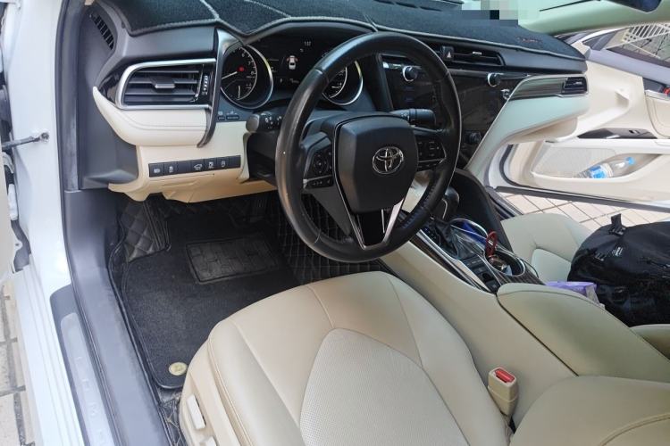 Used Toyota Camry 2019 Revised Version 2.5G Luxury Edition Center Console