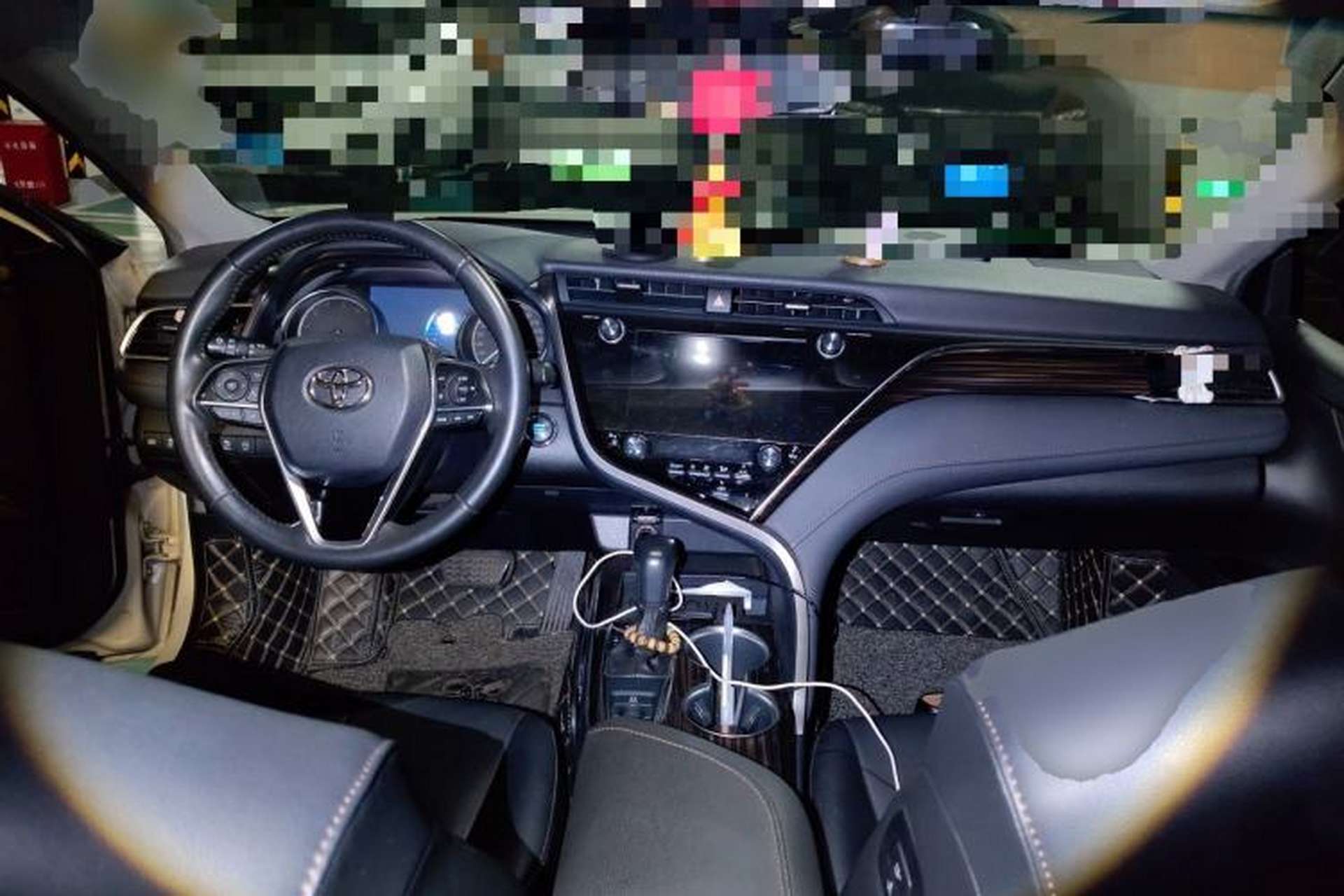Used Toyota Camry 2019 Revised Version 2.0G Luxury Edition Center Console