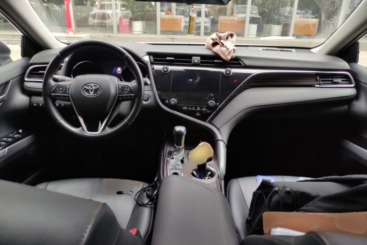 Used Toyota Camry 2019 2.5G Luxury Edition China V Standard Center Console