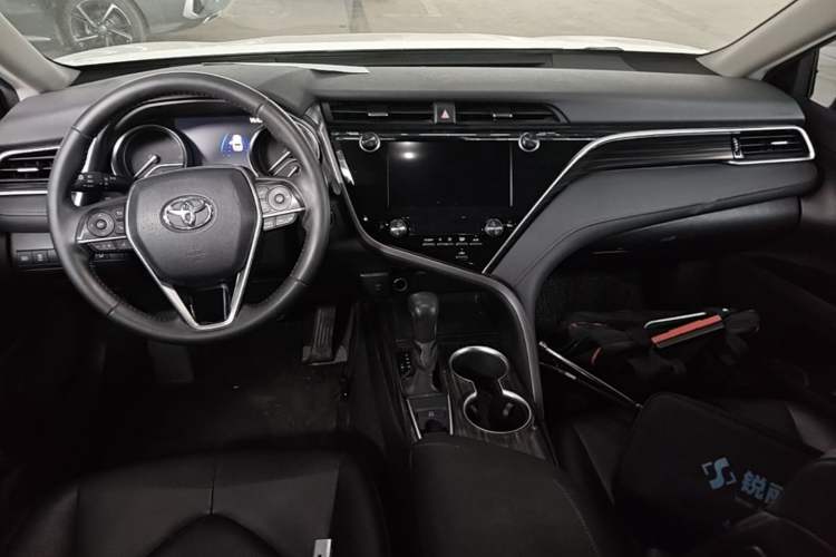 Used Toyota Camry 2019 Revised Version 2.0G Luxury Edition Center Console