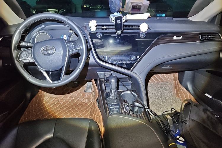 Used Toyota Camry 2019 Revised Version 2.5G Luxury Edition Center Console