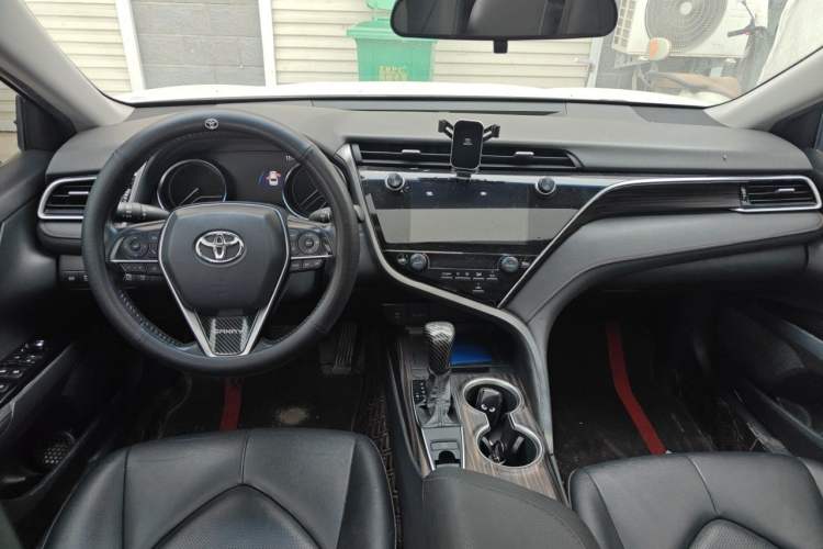 Used Toyota Camry 2019 Revised Version 2.0G Luxury Edition Center Console