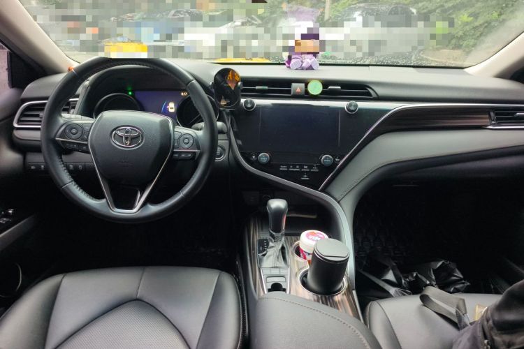 Used Toyota Camry 2019 2.5G Luxury Edition China VI Standard Center Console