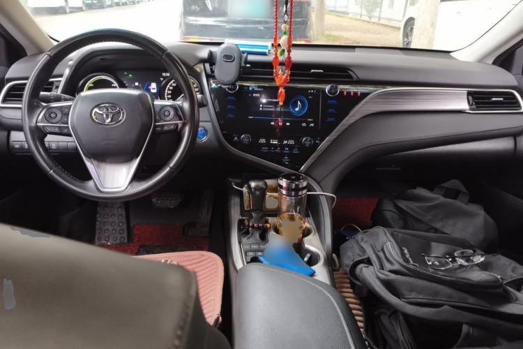 Used Toyota Camry 2019 Dual-Engine 2.5 HG Luxury Edition China V Standard Center Console