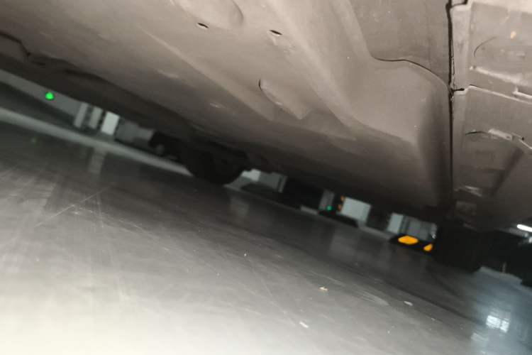 Used Toyota Camry 2019 2.0G Luxury Edition China VI Standard Chassis Front Left