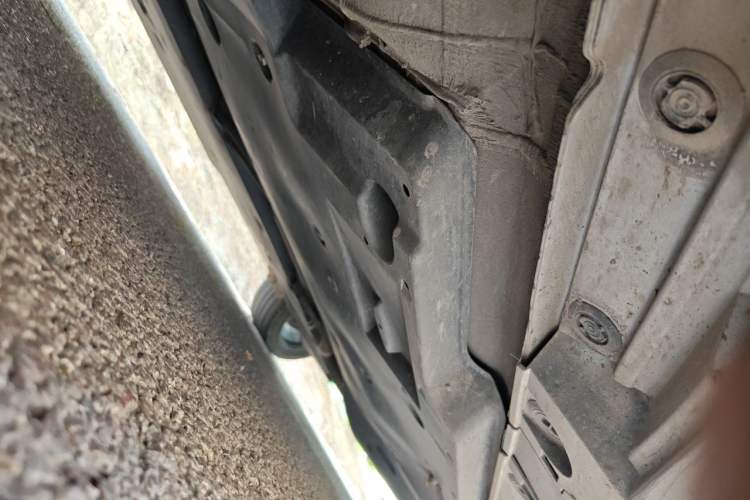 Used Toyota Camry 2019 2.0S FENGSHANG Version China V Standard Chassis Front Left