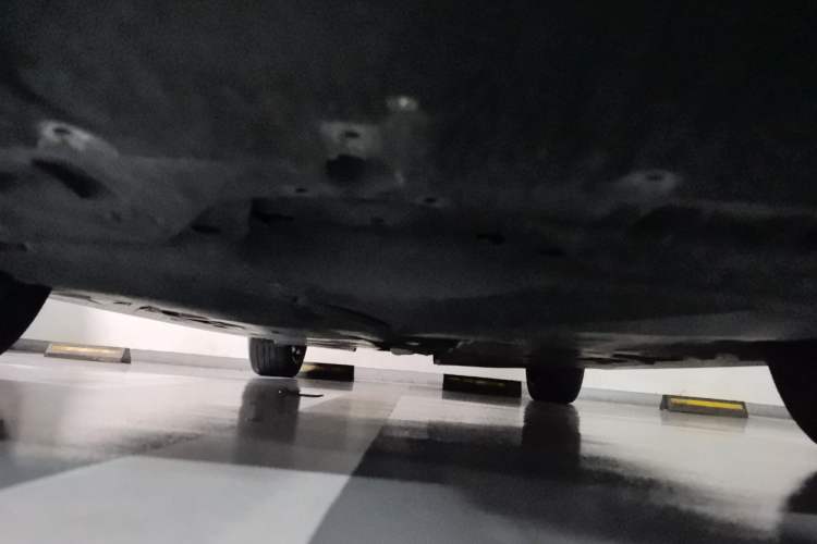 Used Toyota Camry 2019 2.5S FENGSHANG Version China VI Standard Chassis Front