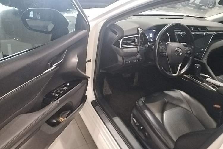 Used Toyota Camry 2019 2.0G Luxury Edition China VI Standard Driver Seat