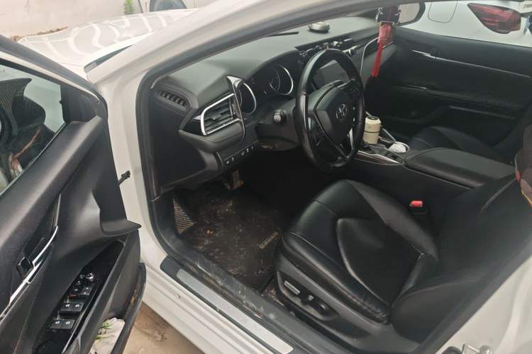 Used Toyota Camry 2019 2.5G Luxury Edition China V Standard Driver Seat