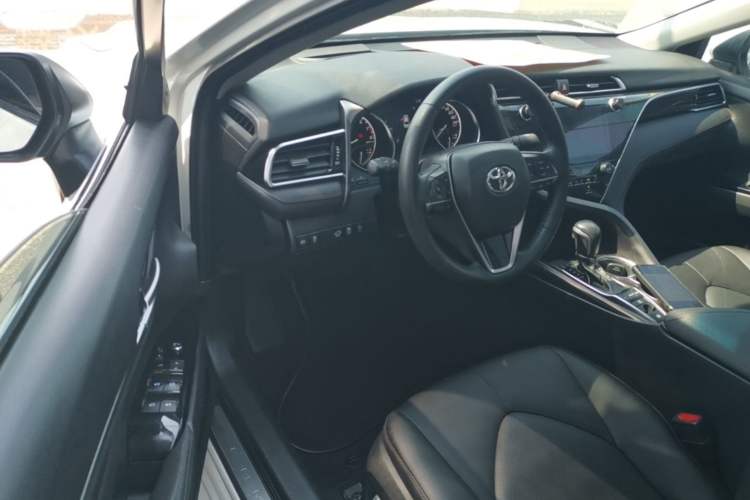 Used Toyota Camry 2019 2.5G Luxury Edition China V Standard Driver Seat