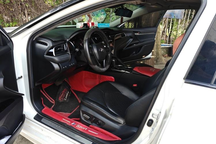 Used Toyota Camry 2019 Revised Version 2.0S Fēngshàng Edition Driver Seat