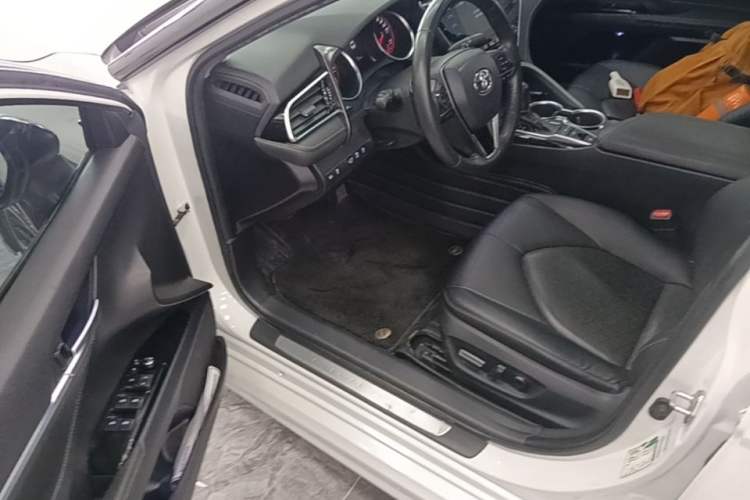 Used Toyota Camry 2019 Revised Version 2.0S Fēngshàng Edition Driver Seat