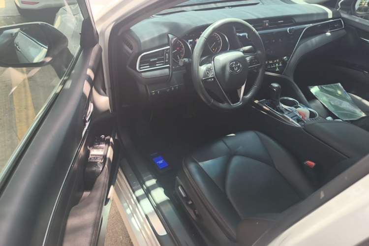 Used Toyota Camry 2019 Revised Version 2.0G Luxury Edition Driver Seat