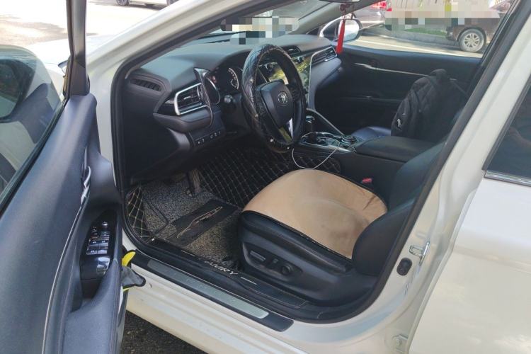Used Toyota Camry 2019 2.5G Luxury Edition China VI Standard Driver Seat