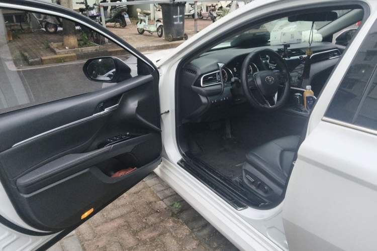 Used Toyota Camry 2019 Revised Version 2.0G Luxury Edition Driver Seat
