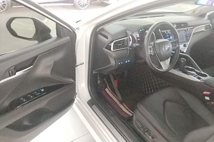 Used Toyota Camry 2019 Revised Version Dual-Engine 2.5 HG Luxury Edition Driver Seat