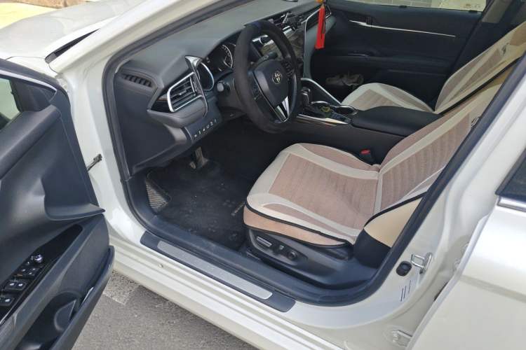Used Toyota Camry 2019 2.5G Luxury Edition China V Standard Driver Seat