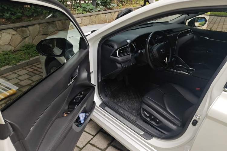Used Toyota Camry 2019 2.5G Luxury Edition China VI Standard Driver Seat