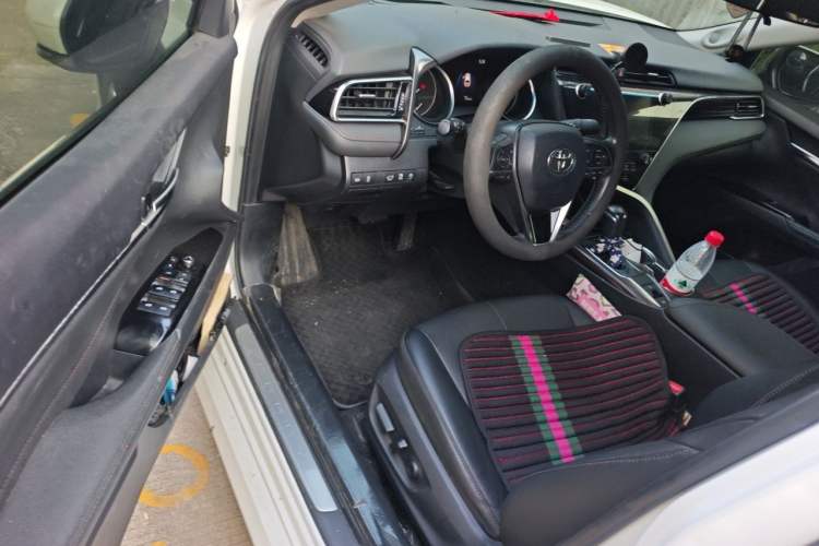 Used Toyota Camry 2019 2.0G Luxury Edition China VI Standard Driver Seat