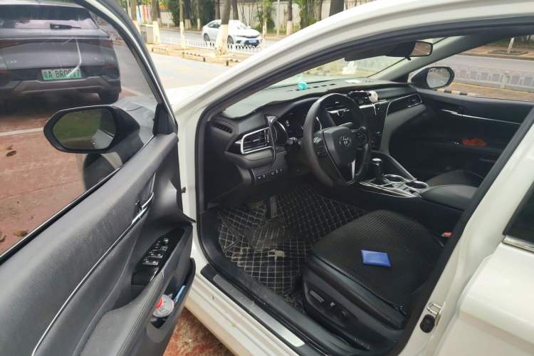 Used Toyota Camry 2019 2.5G Luxury Edition China VI Standard Driver Seat
