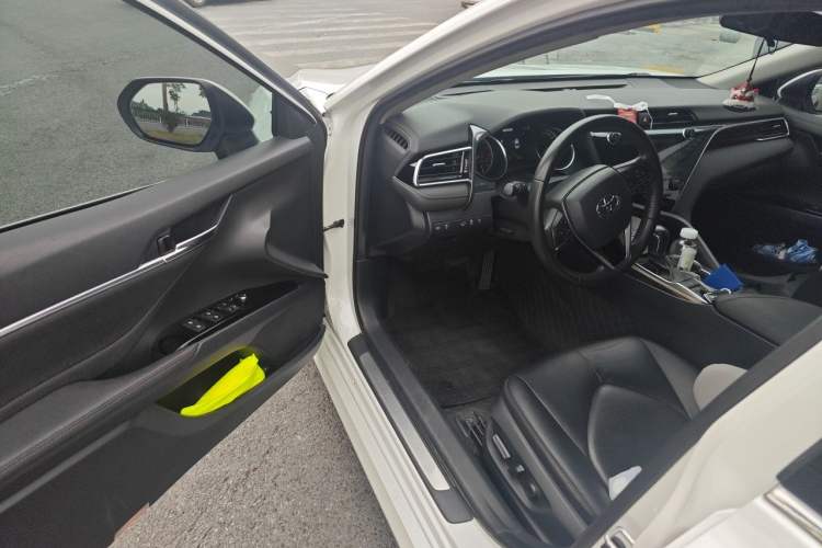 Used Toyota Camry 2019 2.5G Luxury Edition China VI Standard Driver Seat