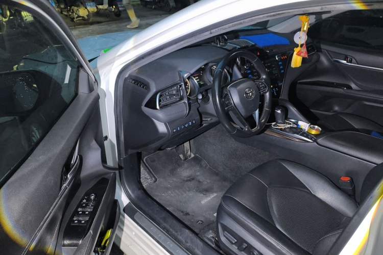 Used Toyota Camry 2019 2.5G Luxury Edition China VI Standard Driver Seat